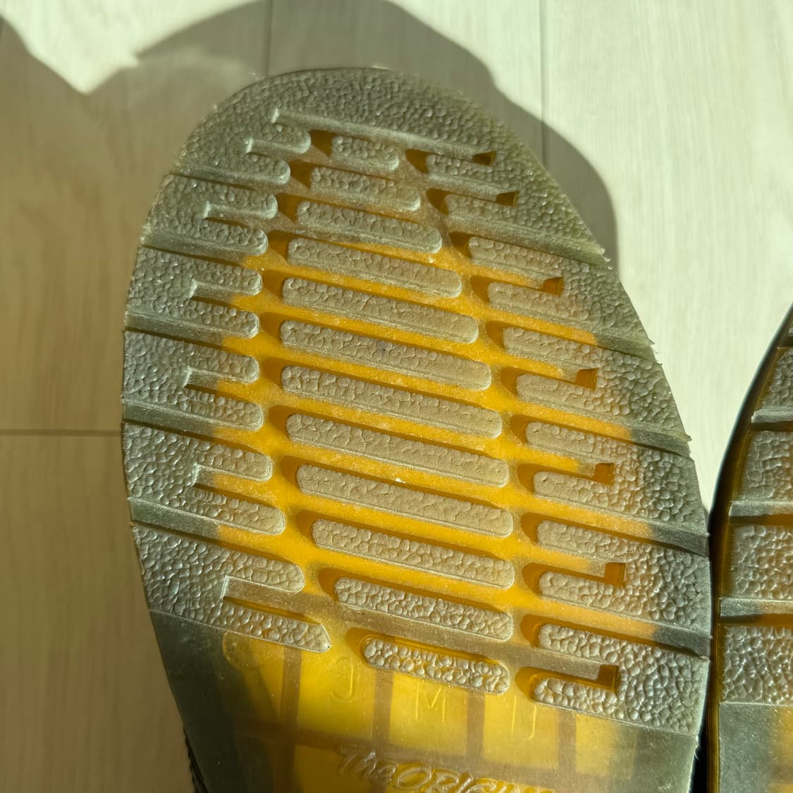 [280, UK 9] 닥터마틴 1461 스무스 상품이미지5