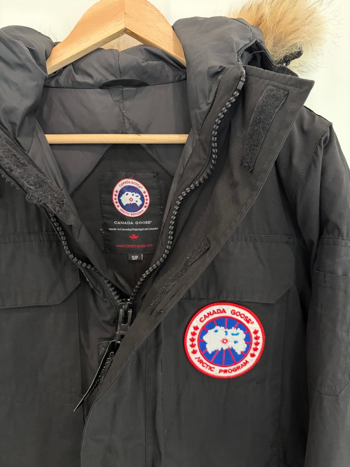 캐나다구스 블랙 패딩 상품이미지6