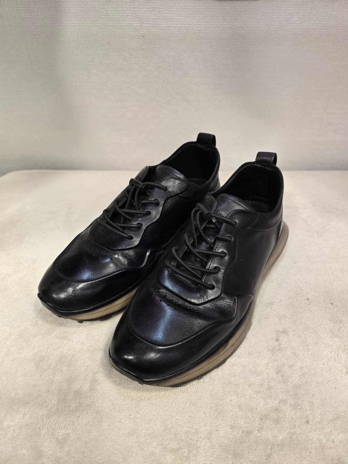 Jik's 소가죽 블랙 스트링 스니커즈 42사이즈(265~270) 상품이미지1