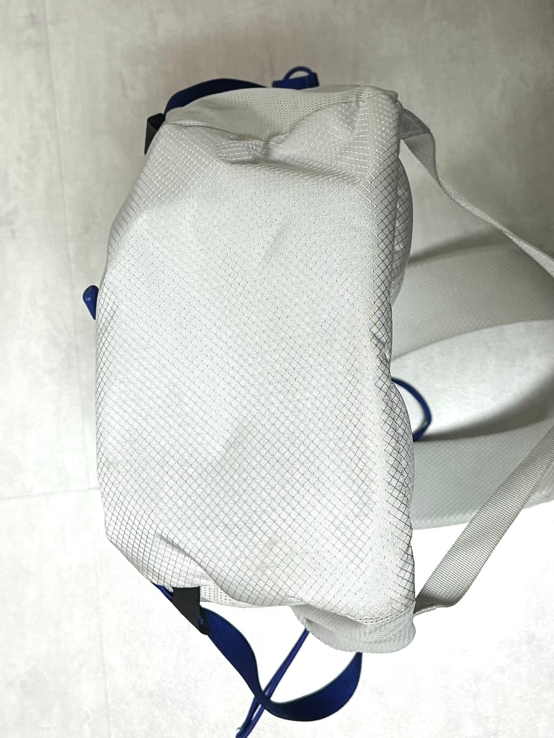 슈프림 백팩 실버  상품이미지5