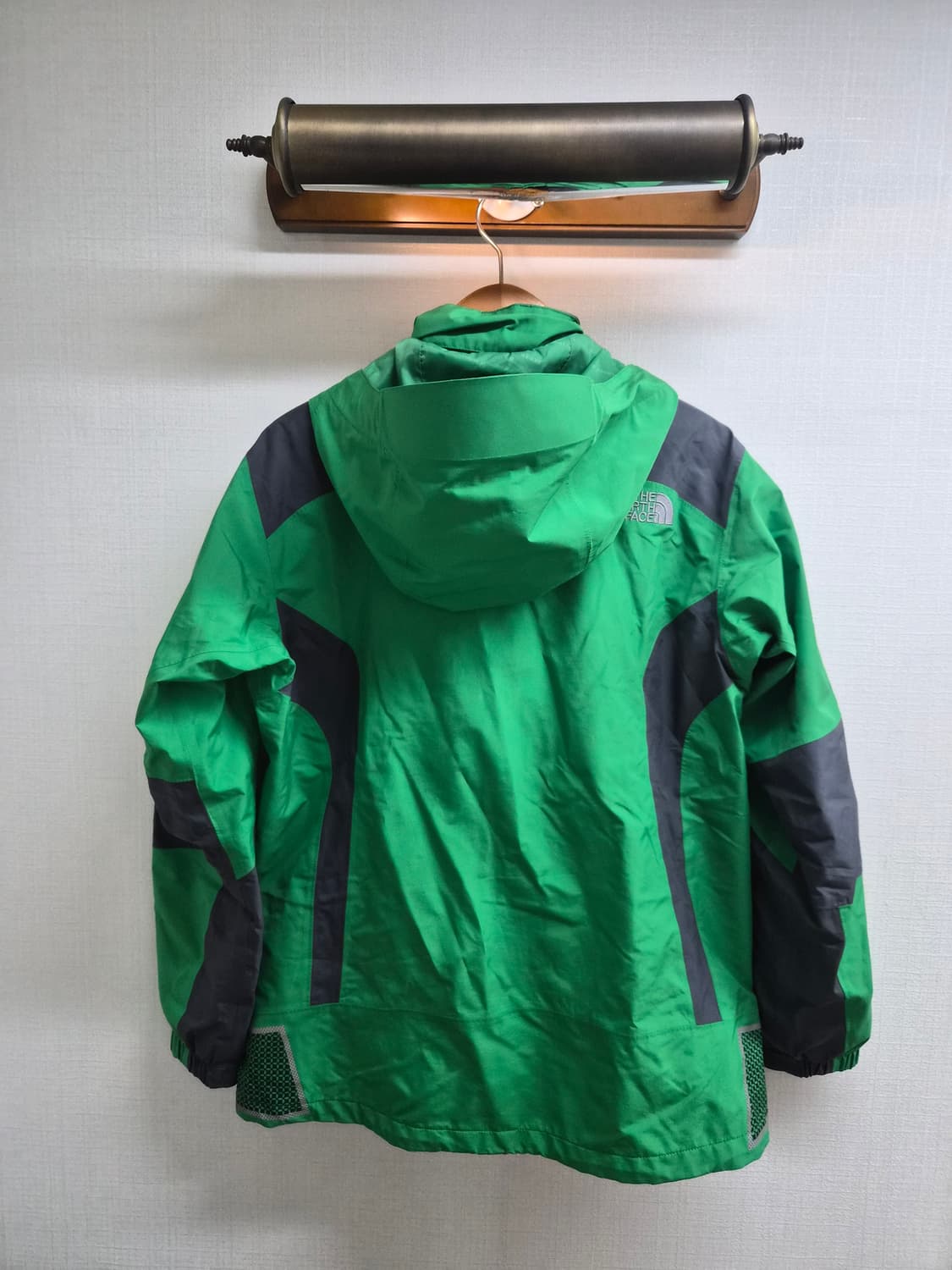 M/95) 노스페이스 서밋시리즈 고어텍스 점퍼 팝니다 상품이미지2