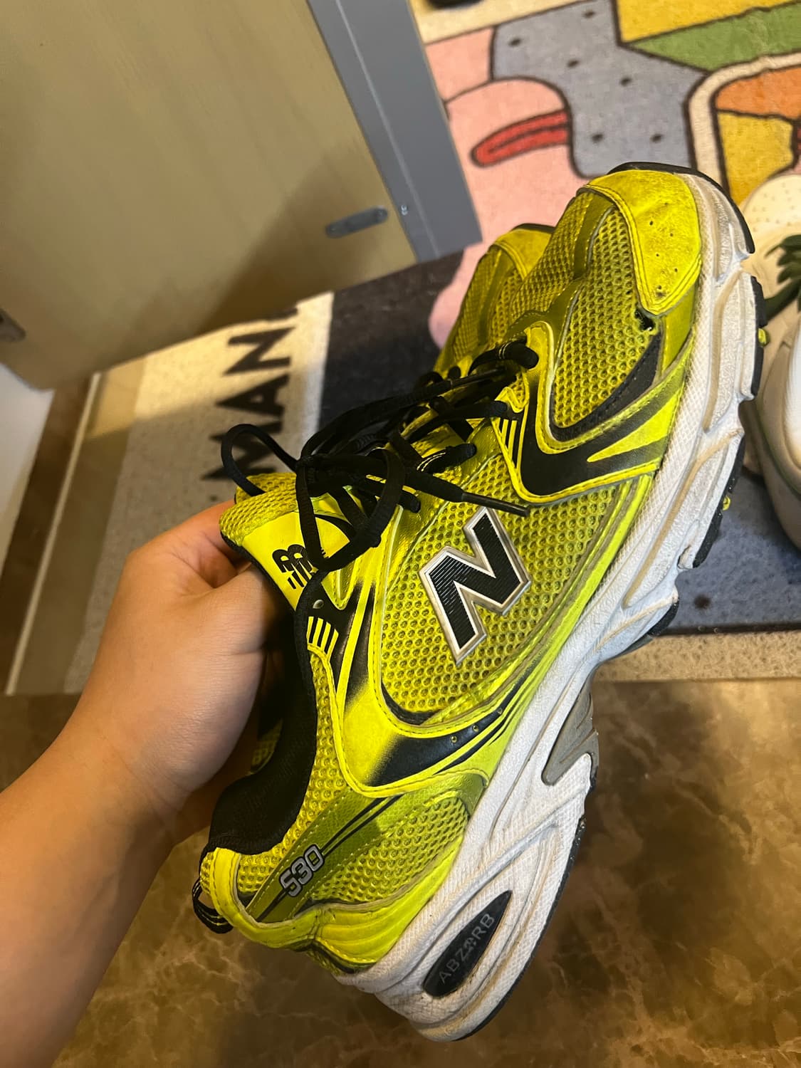 뉴발란스 530 라임 옐로우 러닝화 290 300 상품이미지1