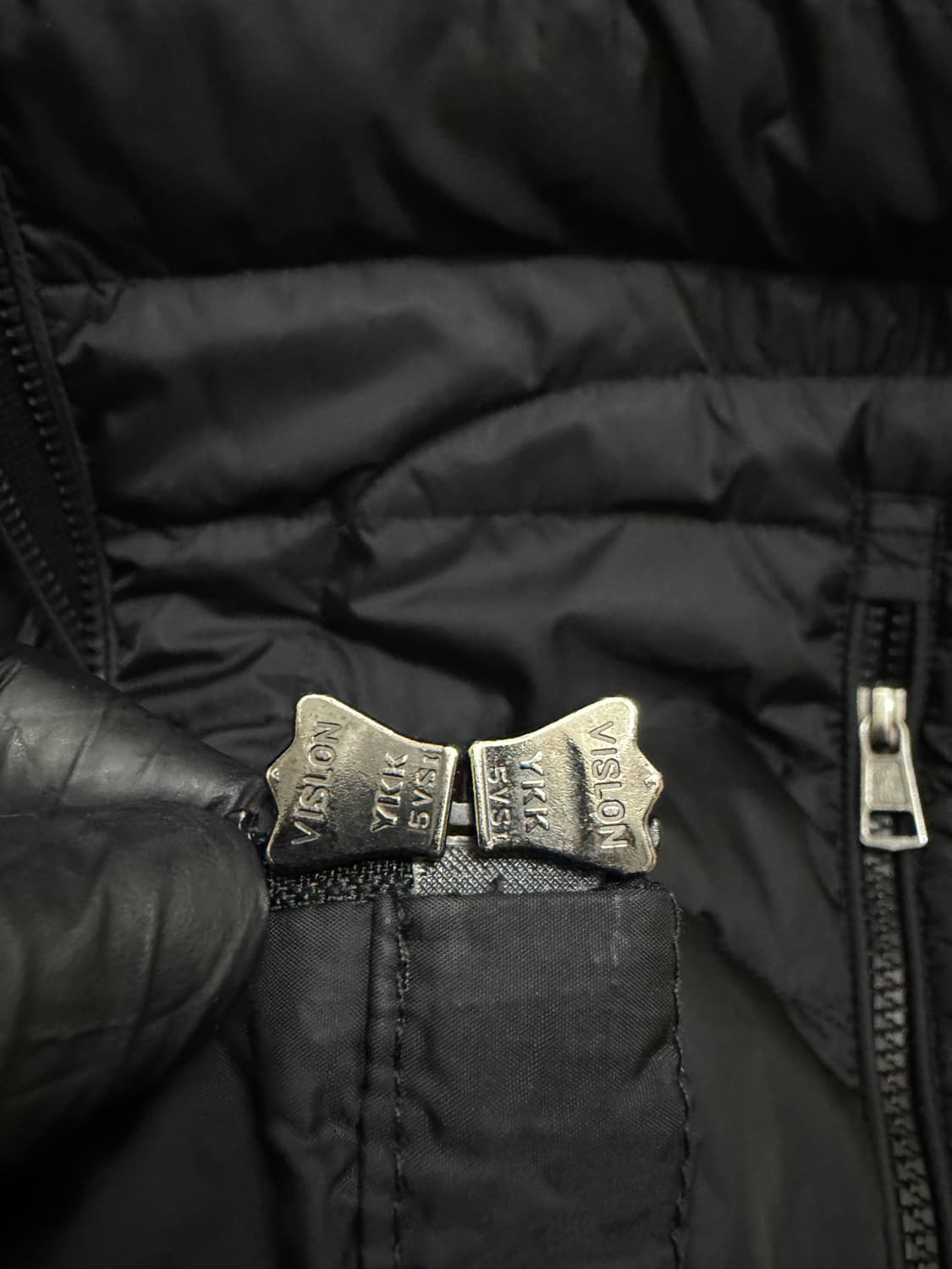 몽클레어 정품 김현우 니트패딩 상품이미지5