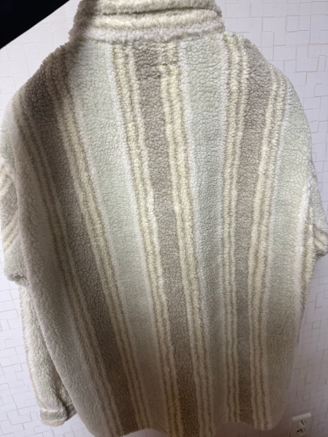 스투시 스트라이프 쉐르파 플리스 자켓 상품이미지4