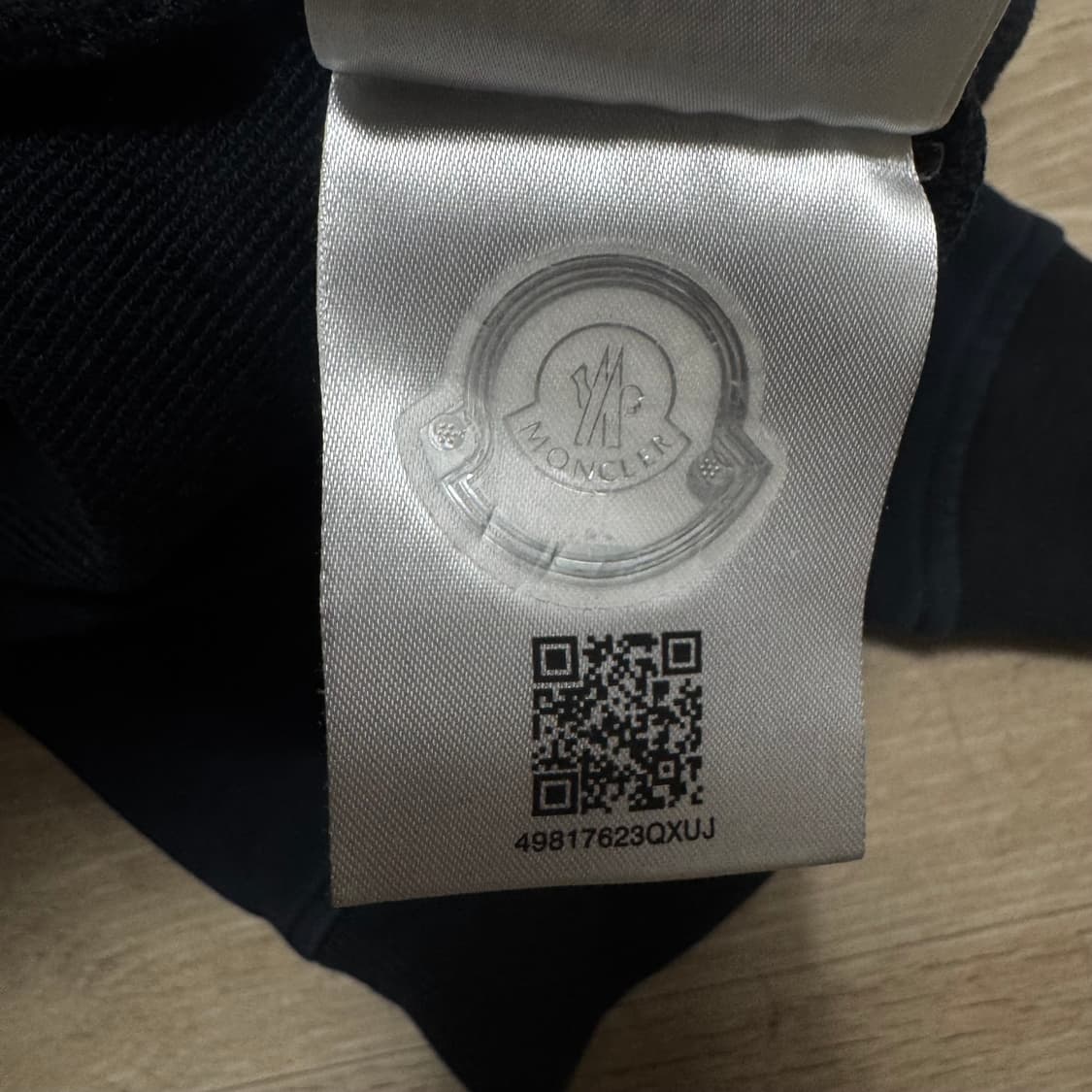 몽클레르 하프넥 집업 상품이미지7