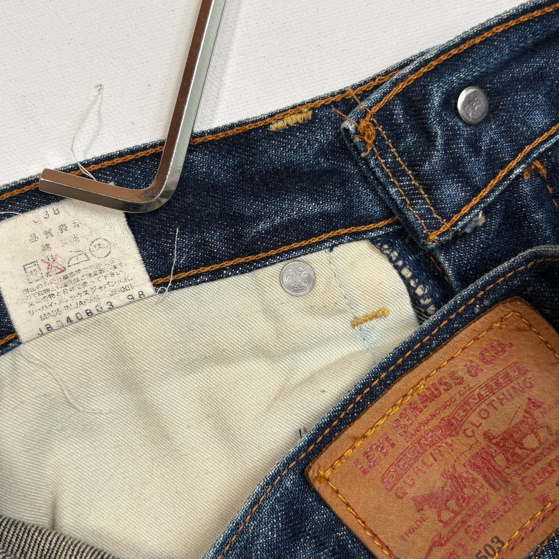 [28] 90s Levi’s 503 denim skirt  상품이미지9
