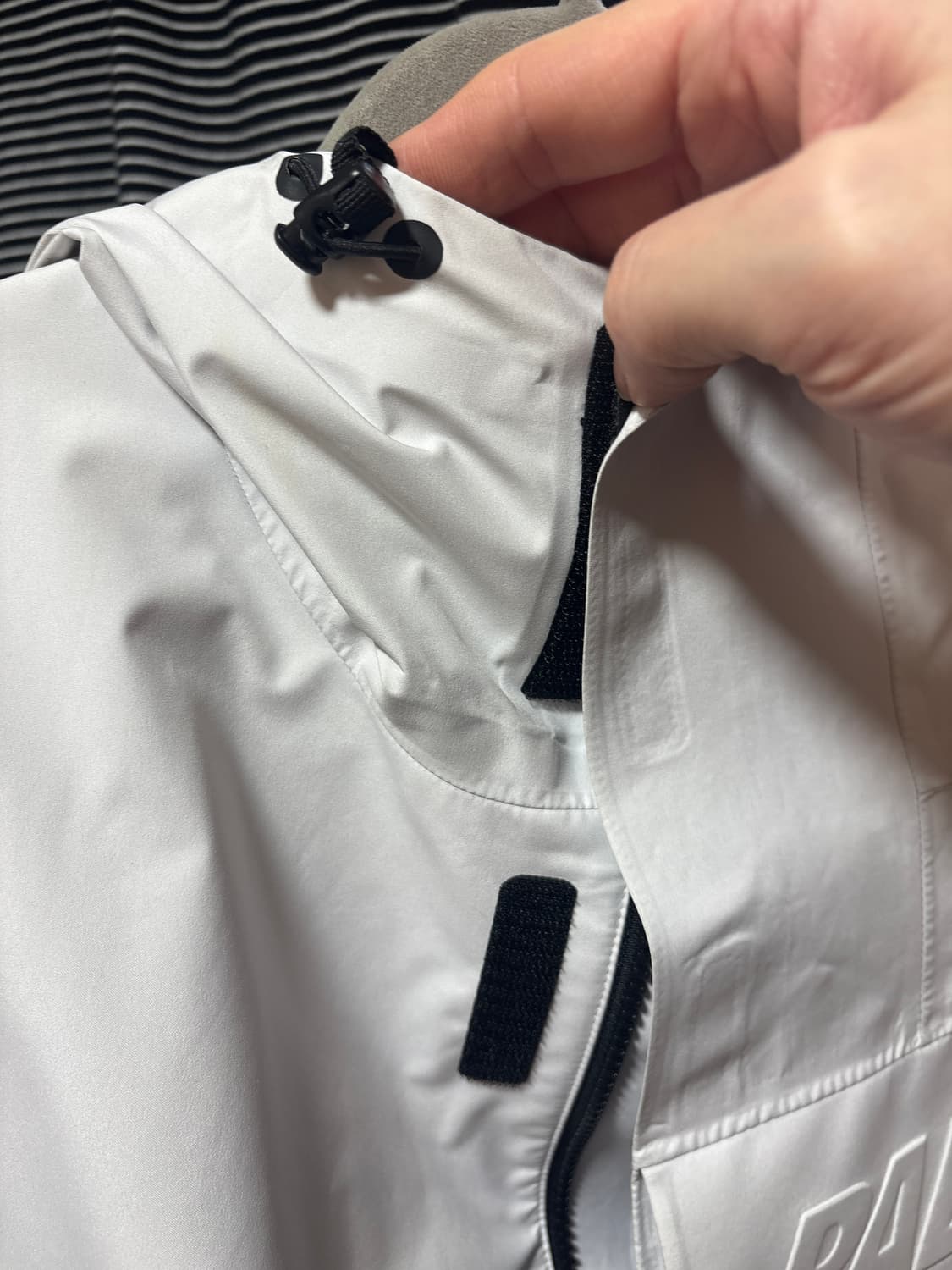 팔라스(palace) 고어텍스 P 캡 자켓 상품이미지7