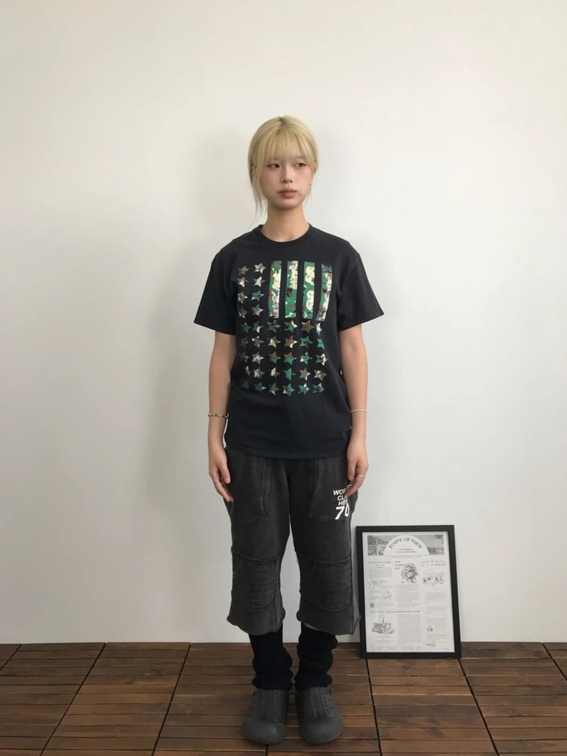 Vintage Camo Flag Graphic Tee 상품이미지1