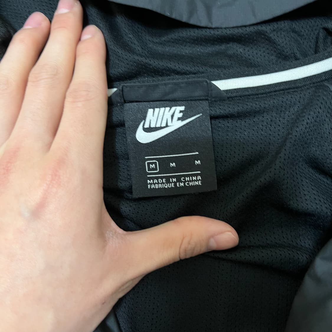 나이키 윈드브레이커 후드 바람막이 M/95  상품이미지5