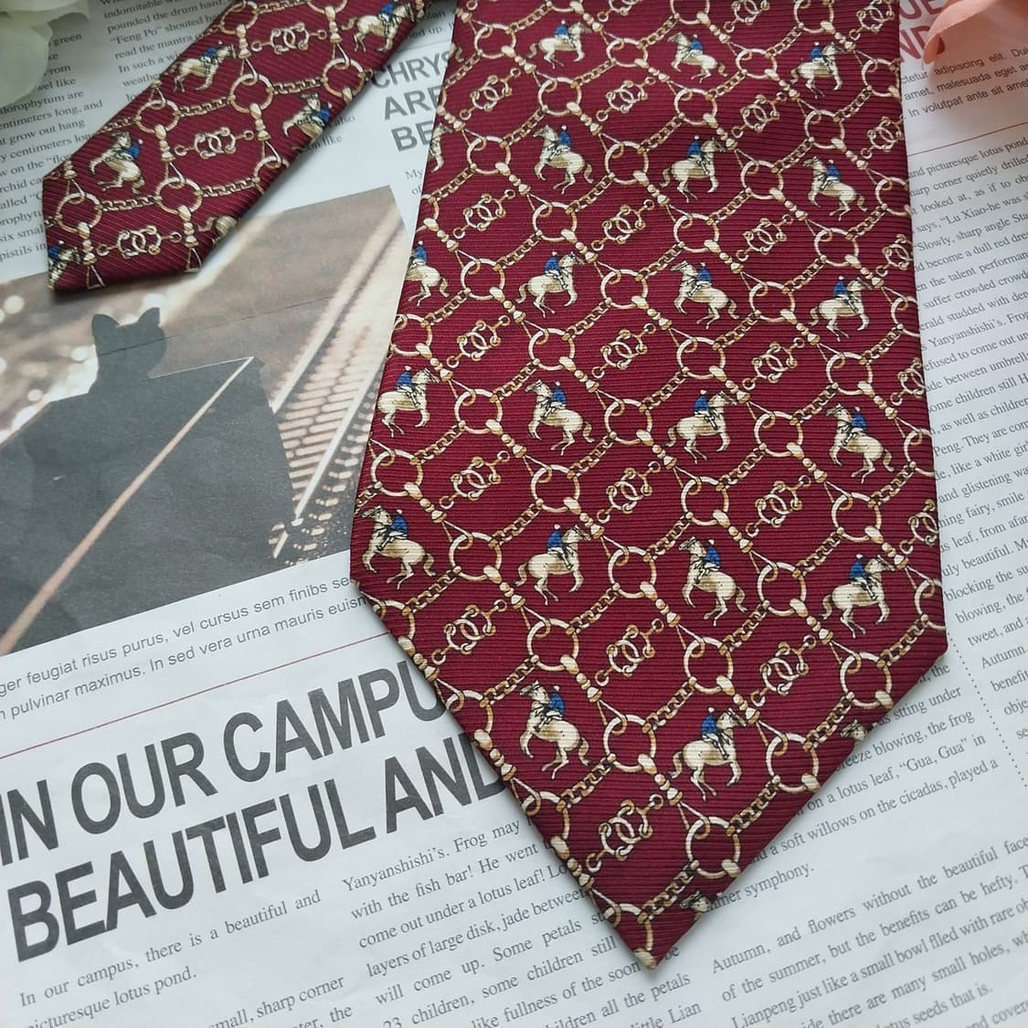 미쏘니 실크 버건디 승마 모티브 넥타이 10cm A+등급 K1275
 상품이미지4