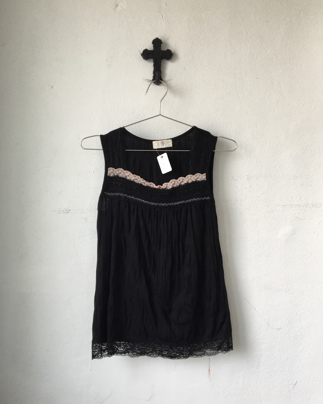 Lace trimming sleeveless 상품이미지1