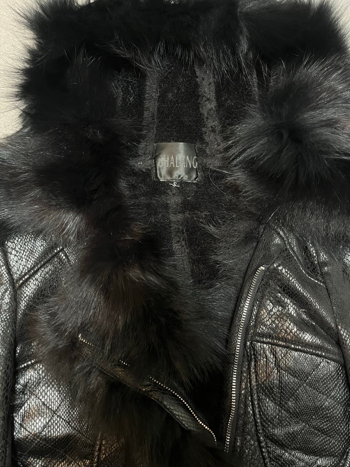 Shalang 파에톤 지퍼 디테일 무스탕 자켓 상품이미지7