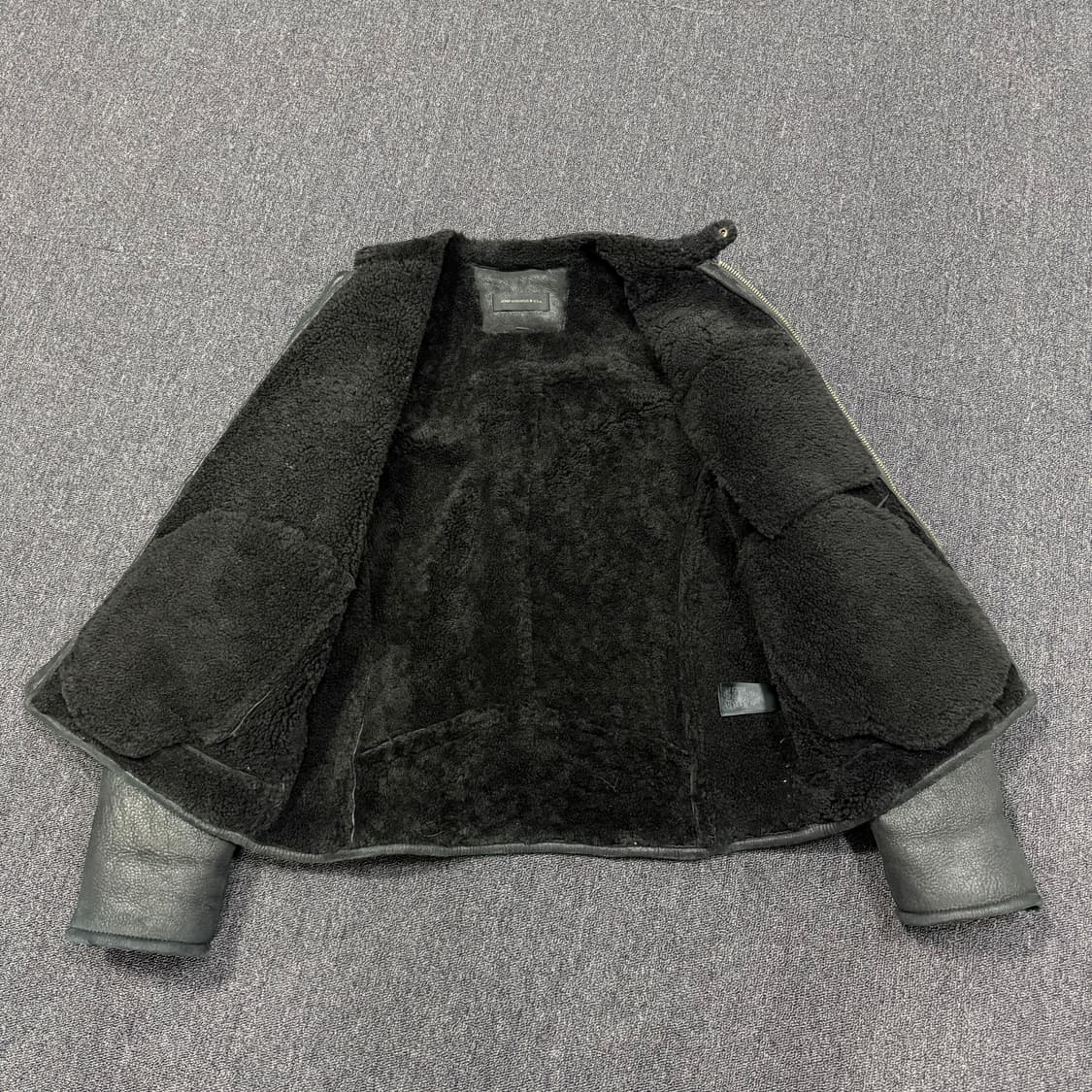 존바바토스 천연모피 양시어링 가죽자켓 상품이미지3