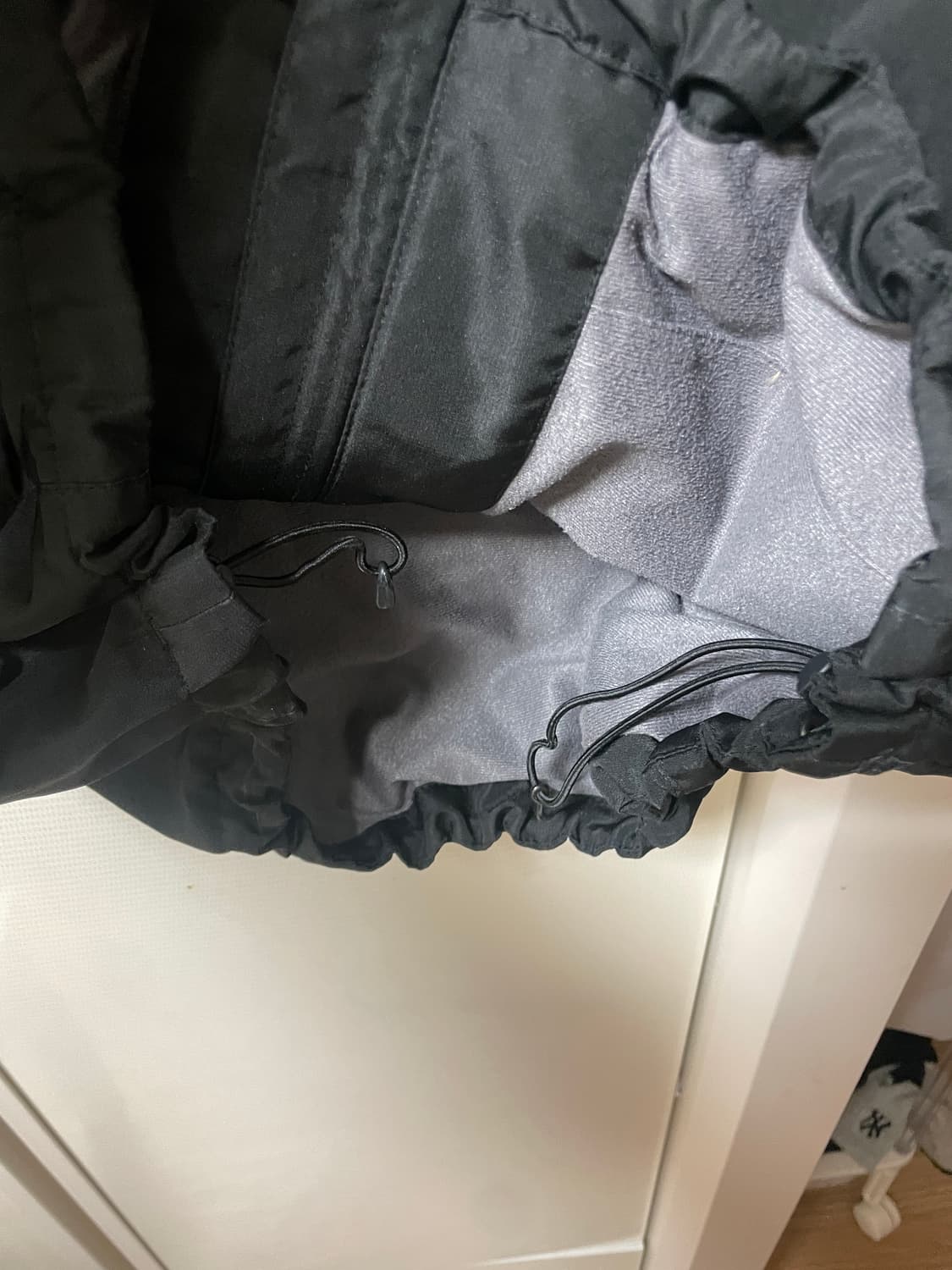 노스페이스 바람막이 조끼 블랙 상품이미지3