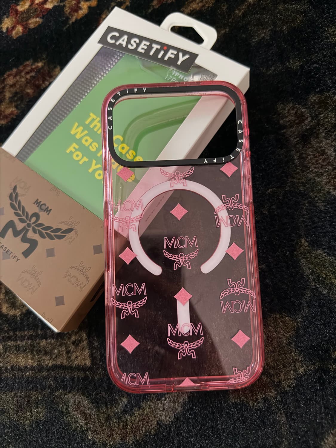 정품 mcm 케이스티파이 아이폰17 pro max 상품이미지2