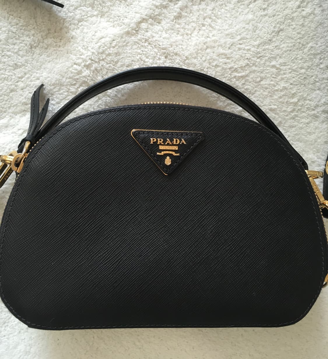 프라다 크로스백 블랙 사피아노 상품이미지7