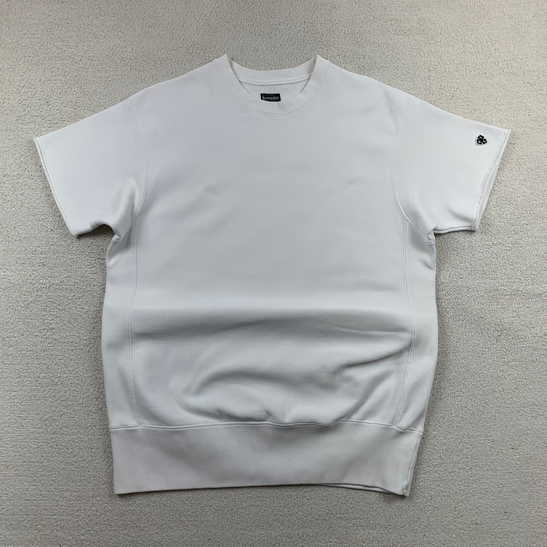 헤리티지플로스 화이트 반팔 맨투맨 상품이미지1