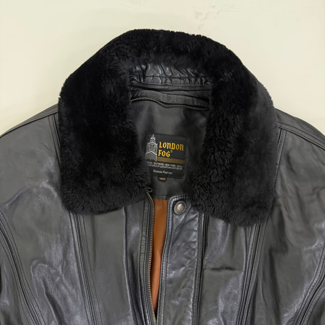 90's 런던 포그 무스탕 가죽 자켓 상품이미지3