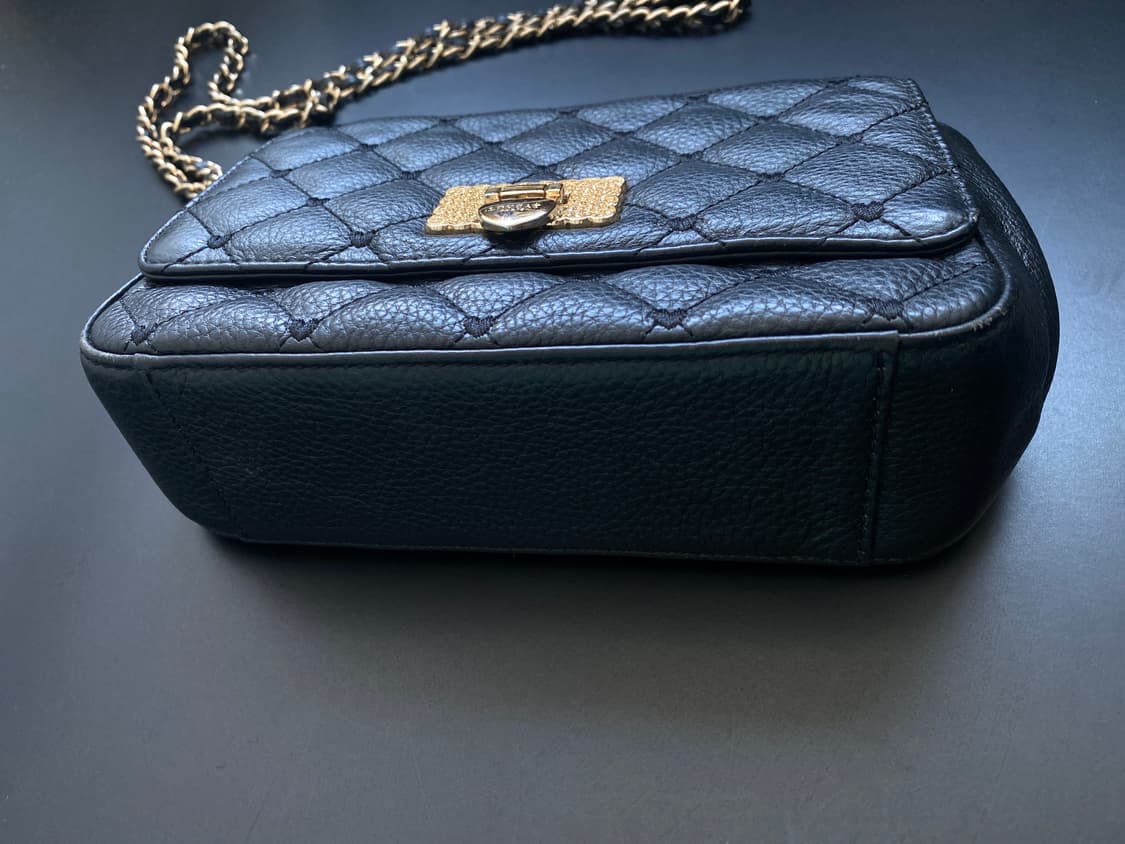 러브캣 블랙 퀼팅 체인백 상품이미지5