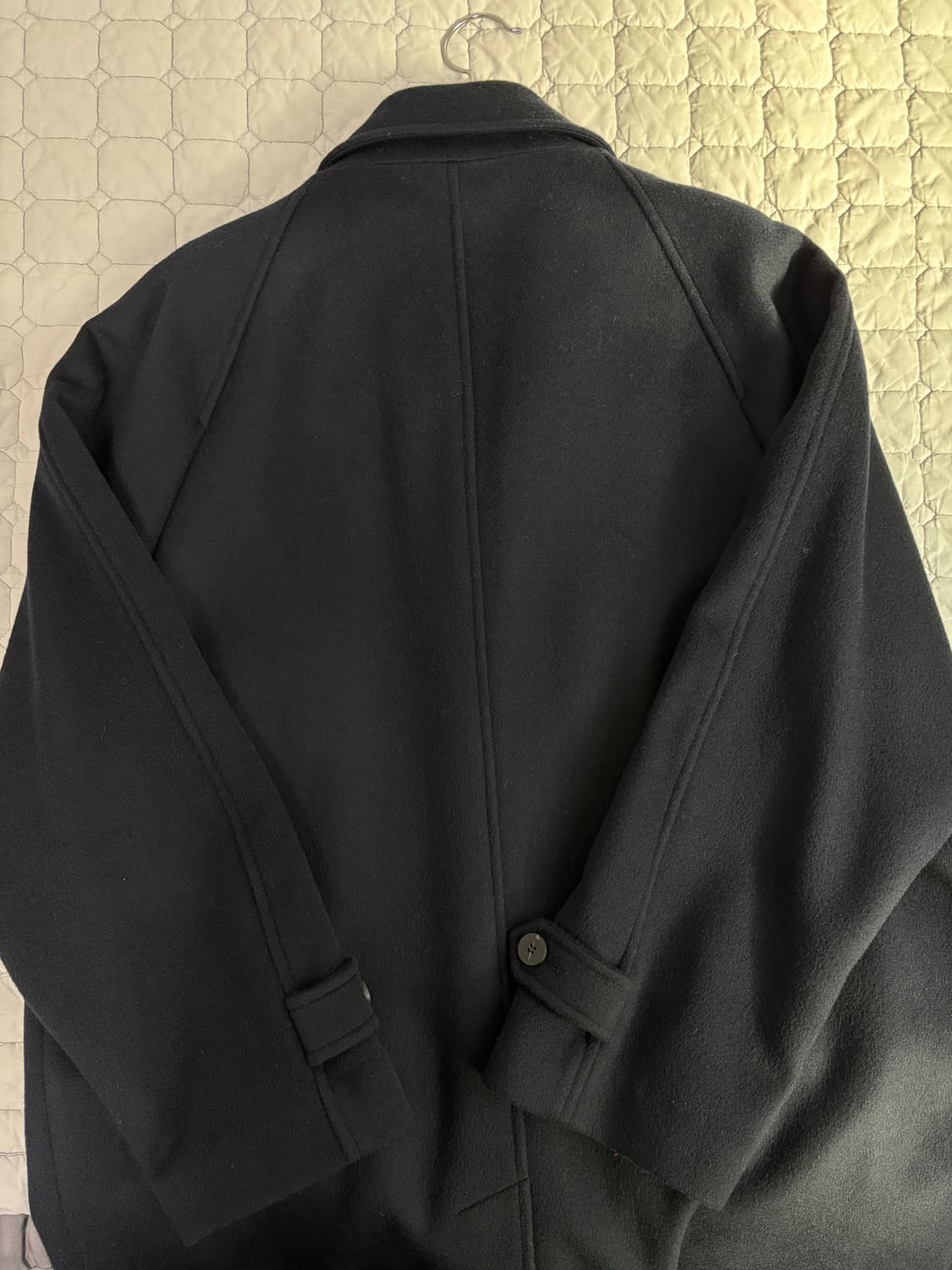 [4] 해칭룸 래글런(레글런) 슬리브 코트 네이비 상품이미지4