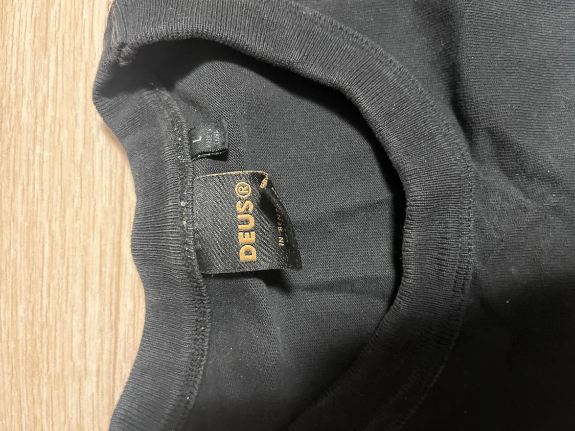 데우스 반팔 상품이미지2