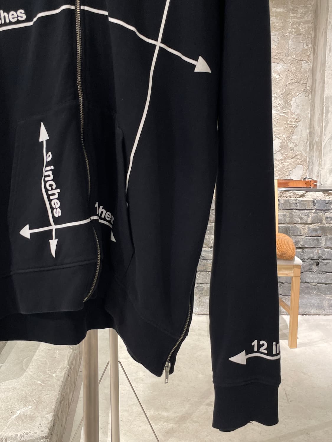 모스키노 블랙 메저먼츠 오버 후디 집업 상품이미지5