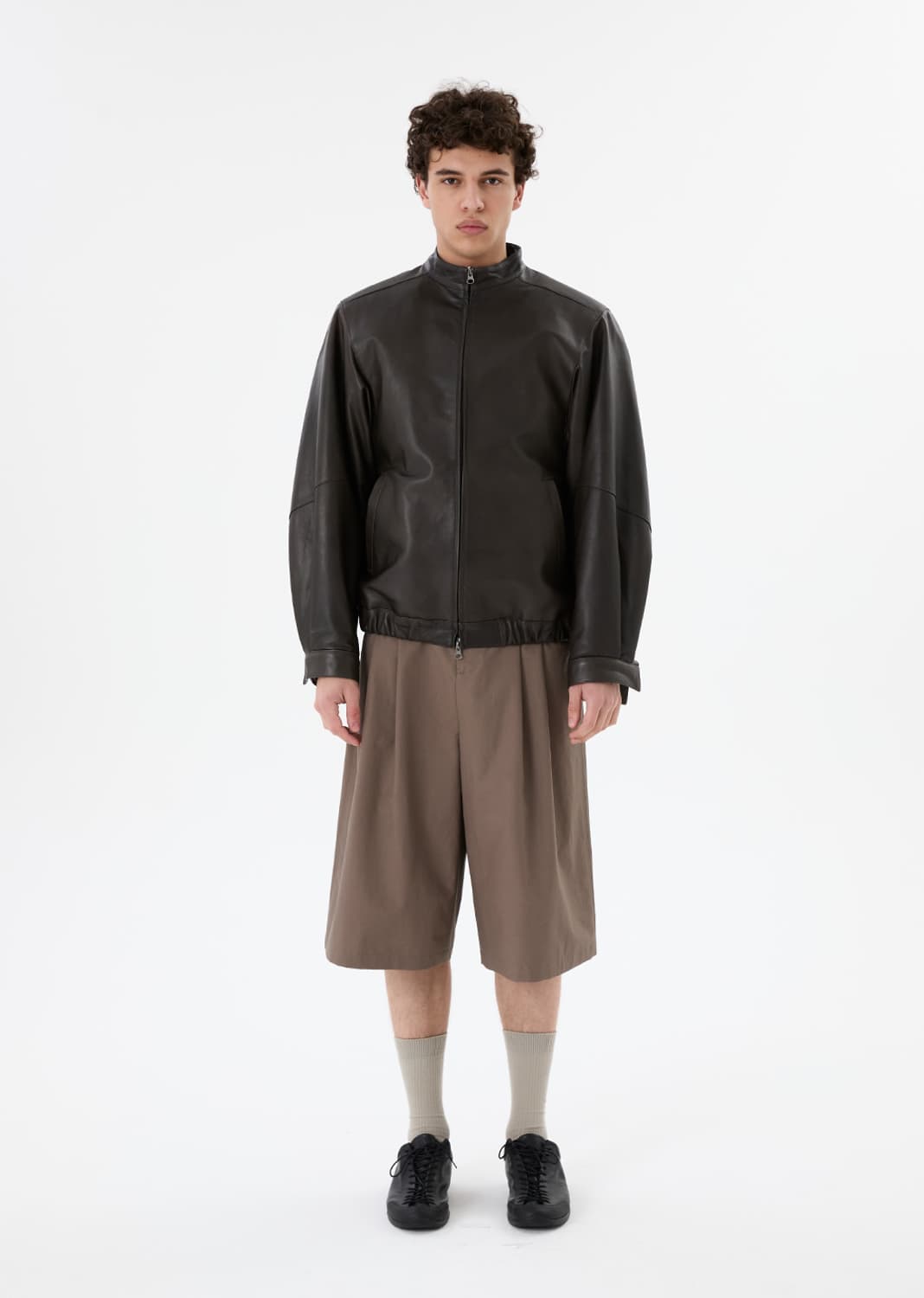 아모멘토 25fw 램스킨 레더 블루종 상품이미지3