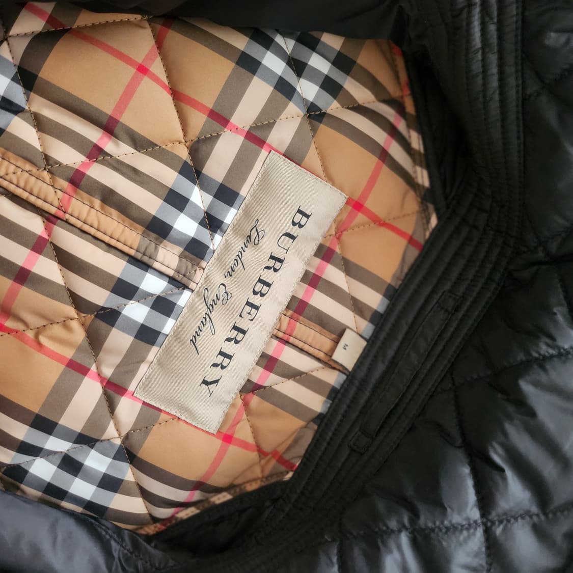 Burberry 패딩 상품이미지3
