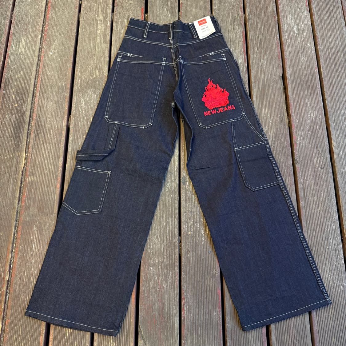 뉴진수 자수 데님팬츠 레드 상품이미지2