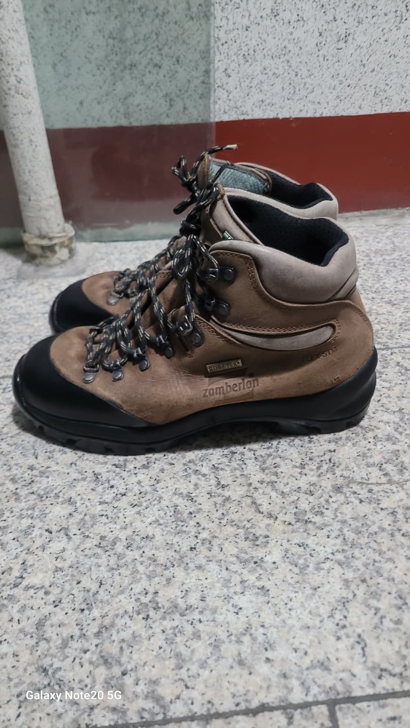 잠발란 등산화 상품이미지2