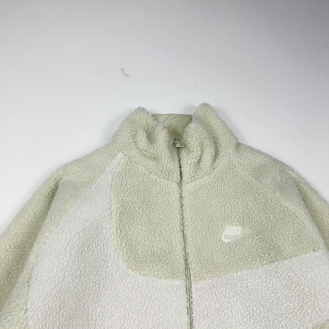 나이키 빅스우시 리버시블 아이보리 후리스 자켓 (L) 상품이미지1