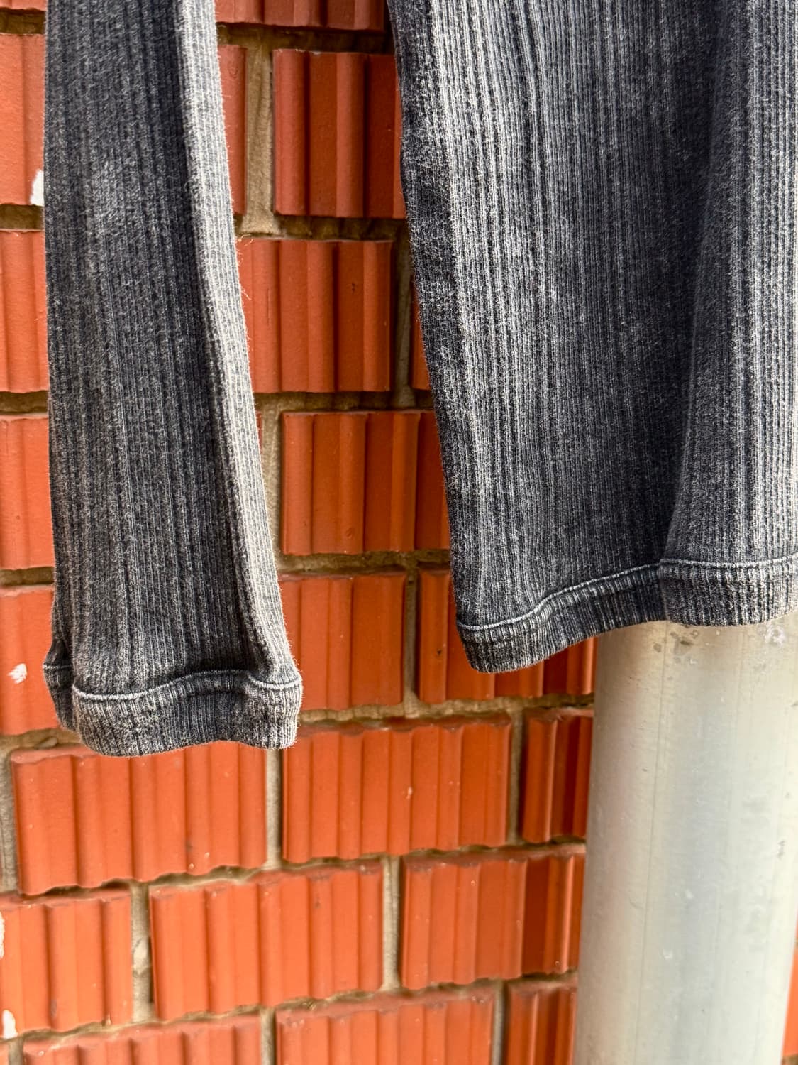 51퍼센트 코튼 롱슬리브 (black)  상품이미지3