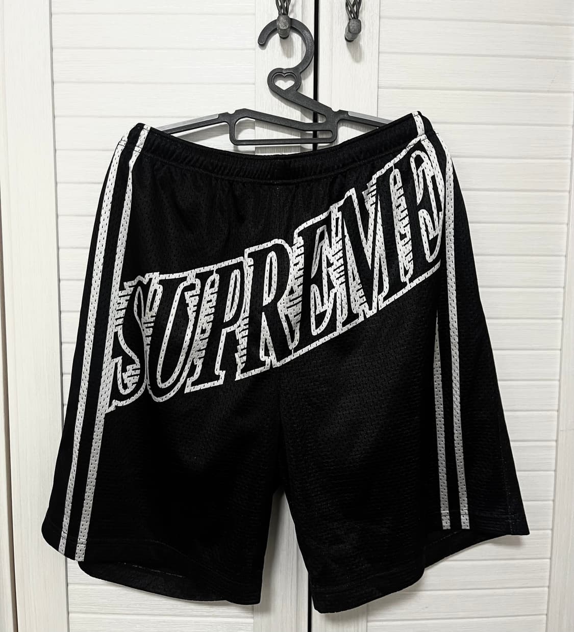 슈프림 슬랩 샷 메쉬 쇼츠 블랙 상품이미지2