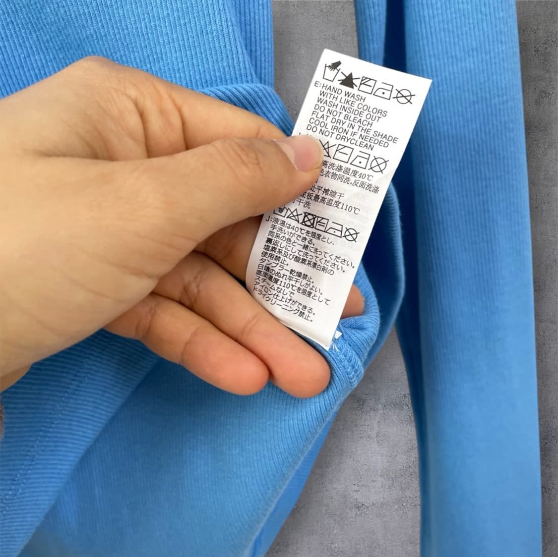 게스 Guess 스카이블루 슬림핏 골지 긴팔 티셔츠 XS 상품이미지4