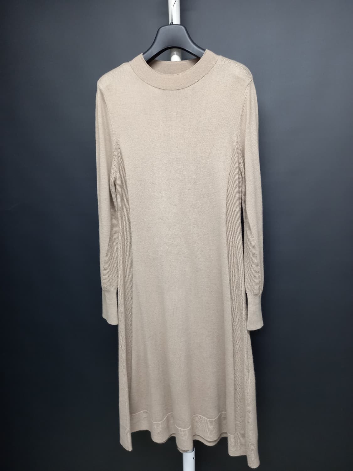 아니베에프 춘추동 캐시미어블랜 롱 니트 원피스 66.55 상품이미지3