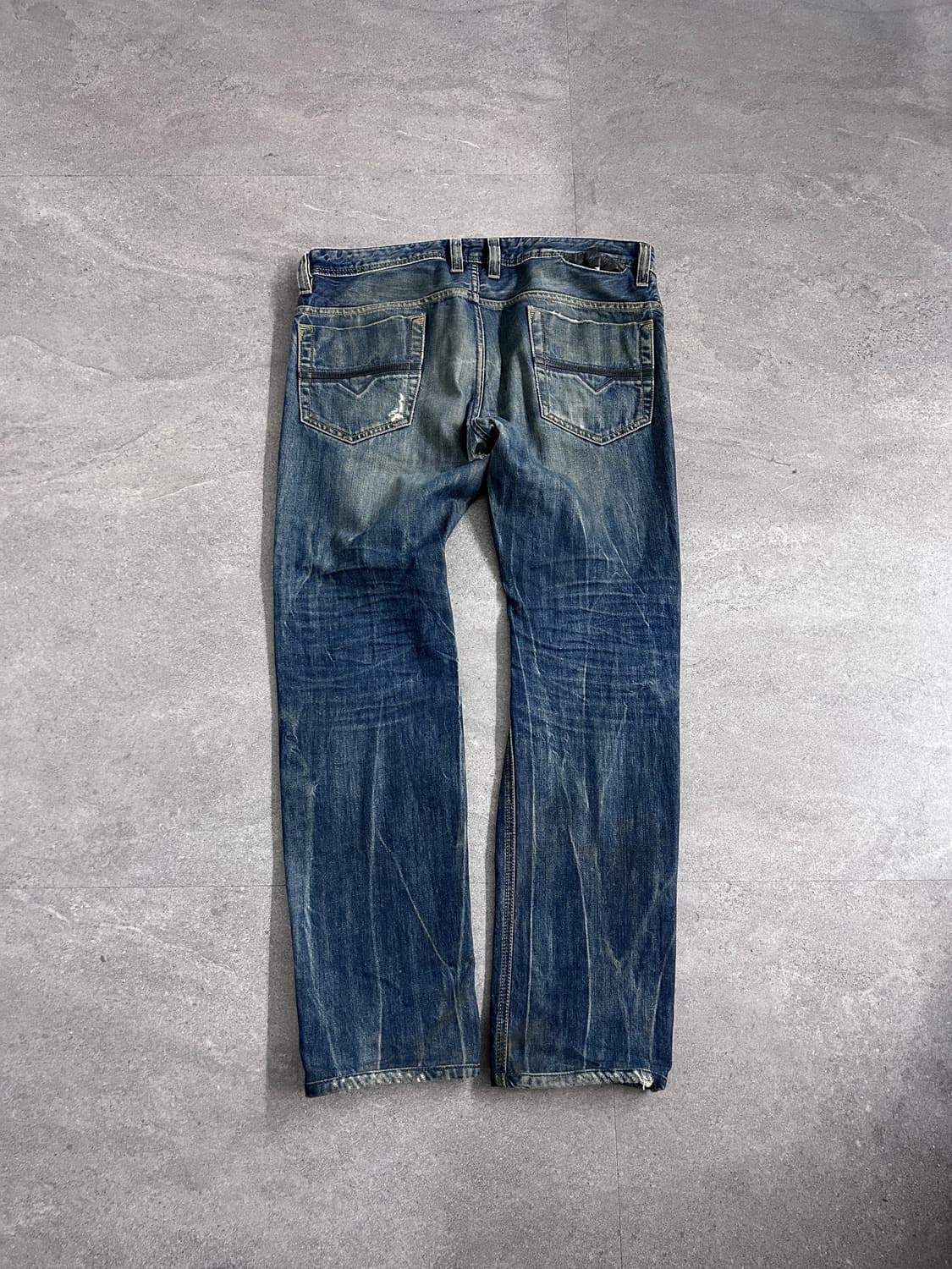 디젤 사파도 디스트레스드 데님 팬츠 상품이미지5