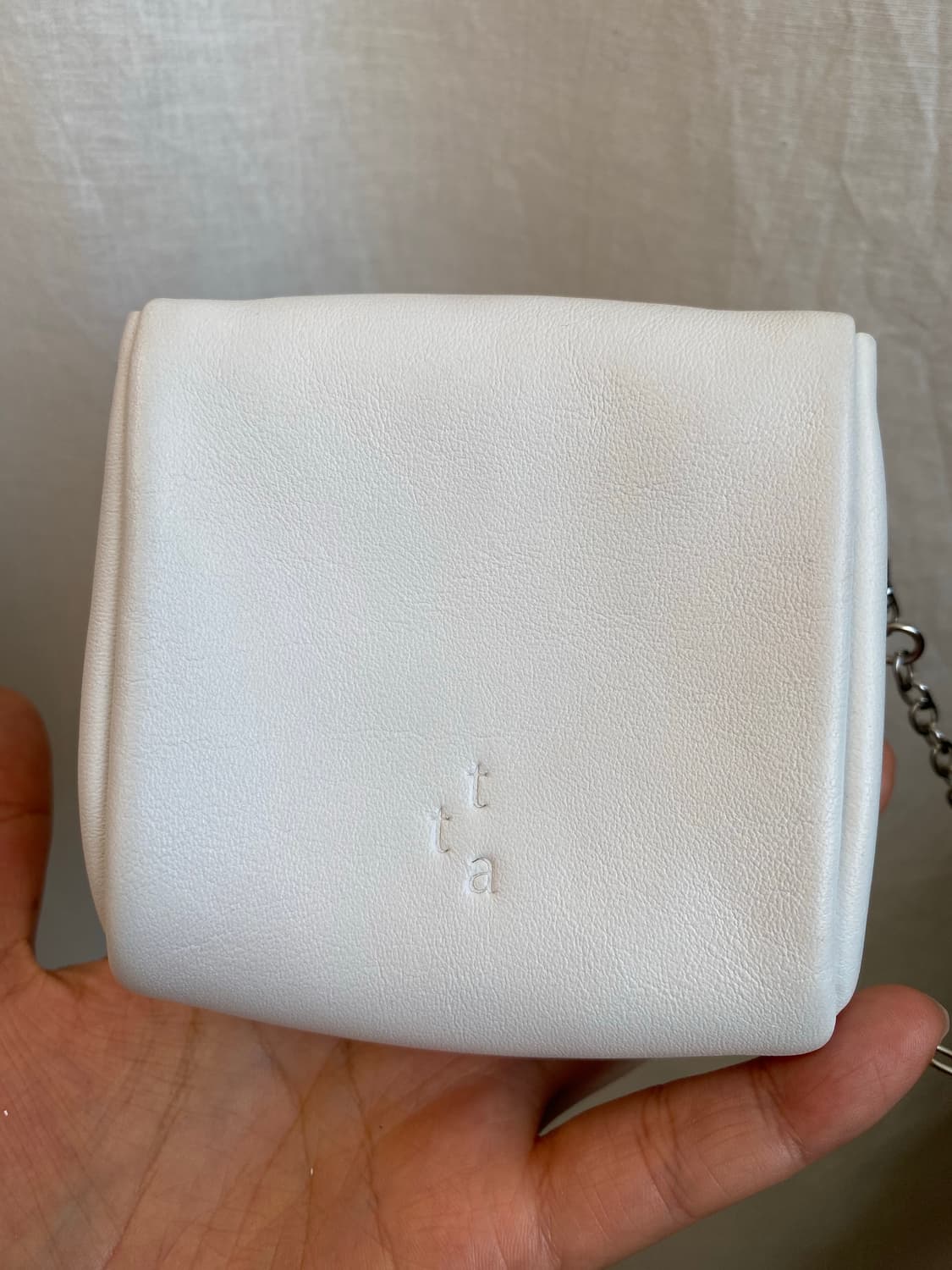 tta 화이트레더 마이크로 크로스백 상품이미지5