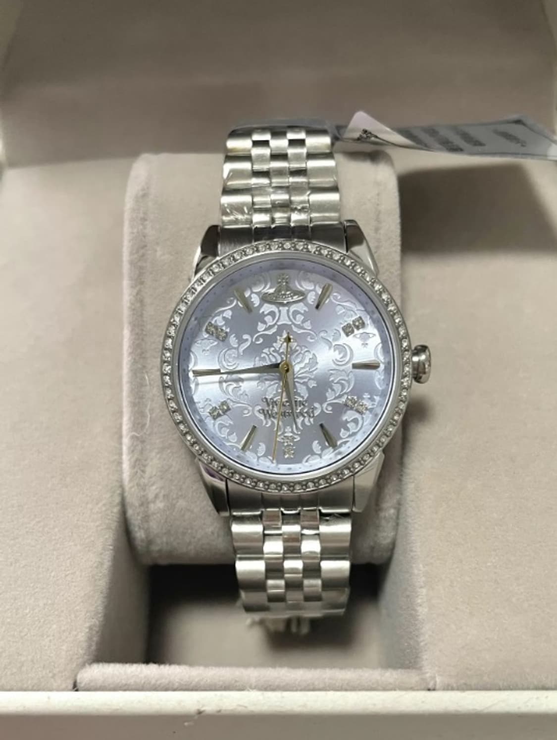 [정품] 비비안 웨스트우드 메탈 와이어리스 시계 (실버/화이트) 상품이미지1