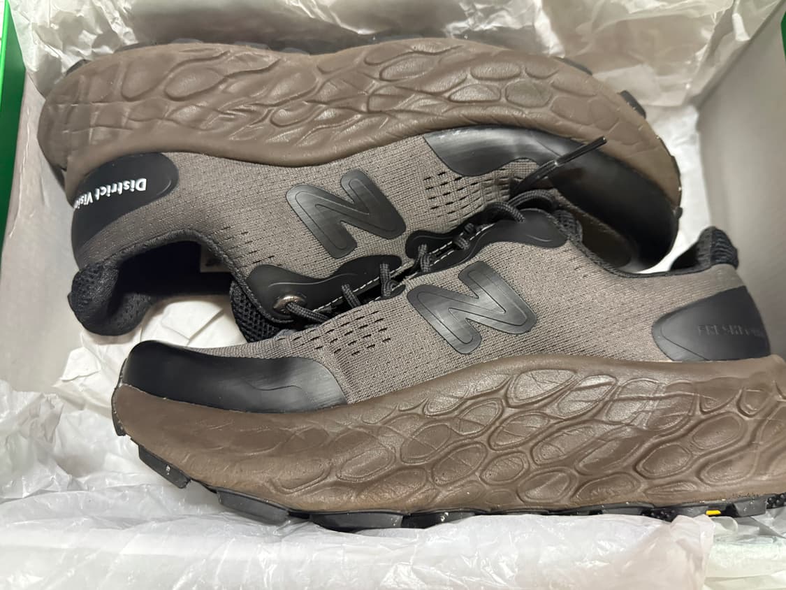 뉴발란스 x 디스트릭트비전 모어 트레일v3 us9 270 상품이미지1