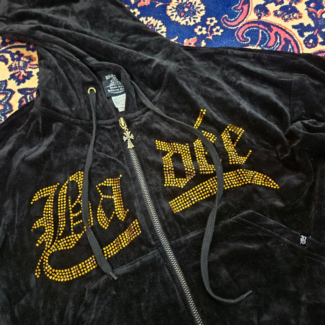 배디(Badee) 21Fw 벨루어 골든 펄 크롭 후드집업 자켓 상품이미지3