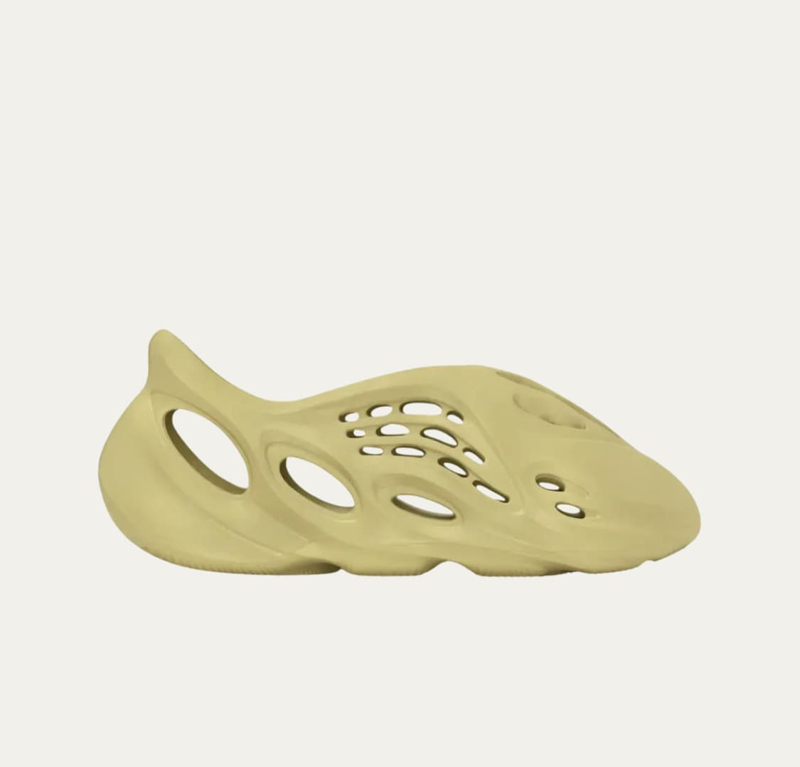 아디다스 이지폼러너 설퍼 295 상품이미지1