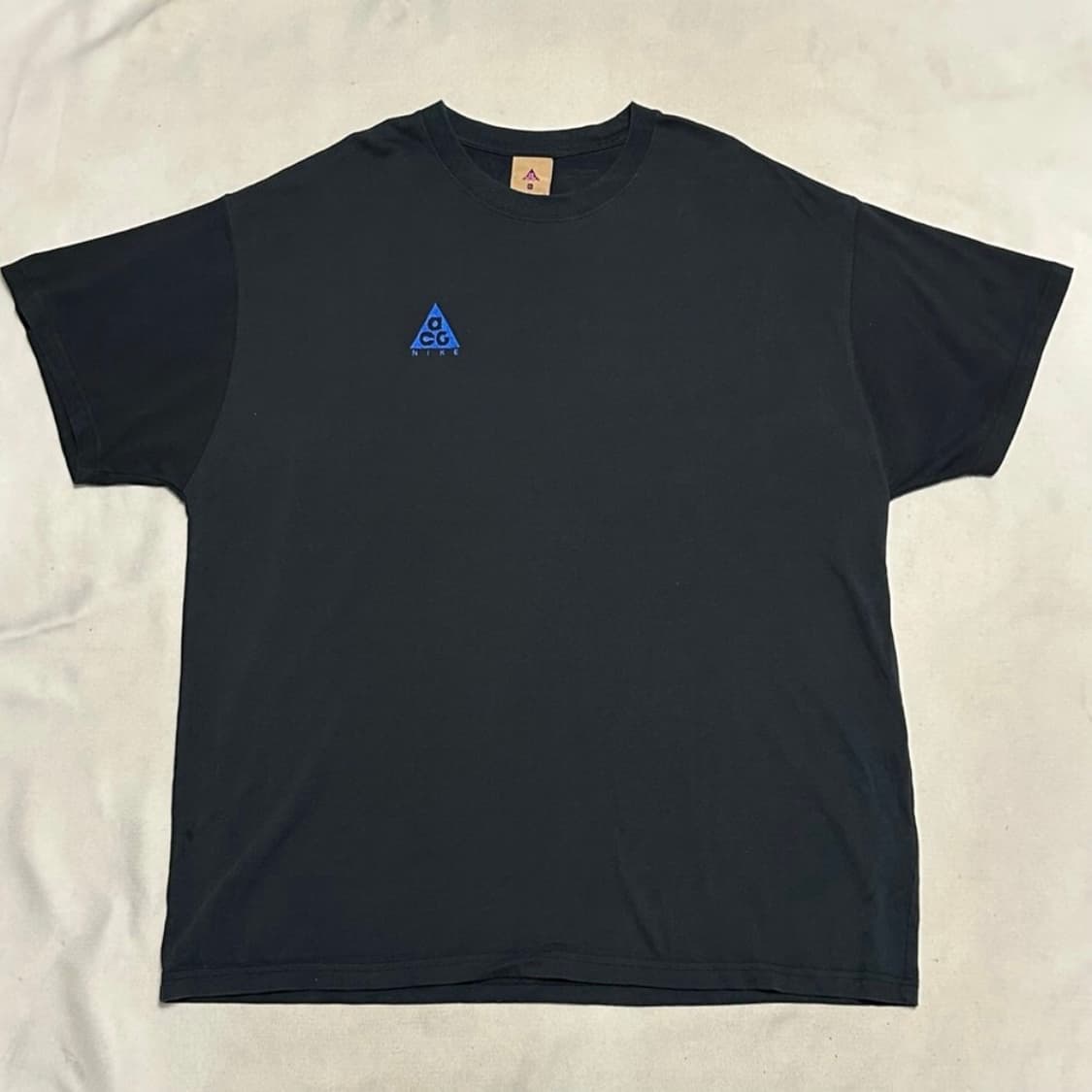 나이키 ACG 로고 오버핏 블랙 반팔티 상품이미지2