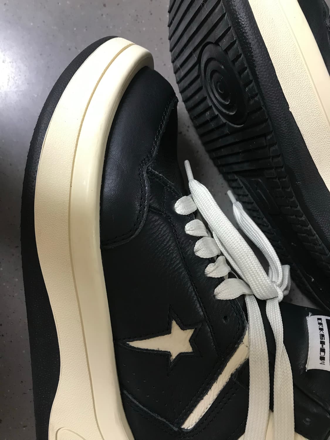 컨버스 x 다크쉐도우 터보웨폰 블랙 크림 250 상품이미지3