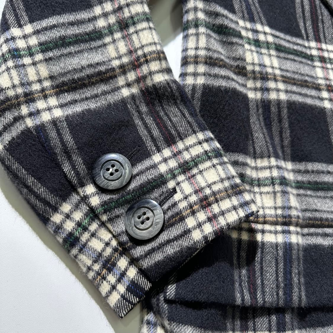 입생로랑 울 체크 더블 자켓 상품이미지5