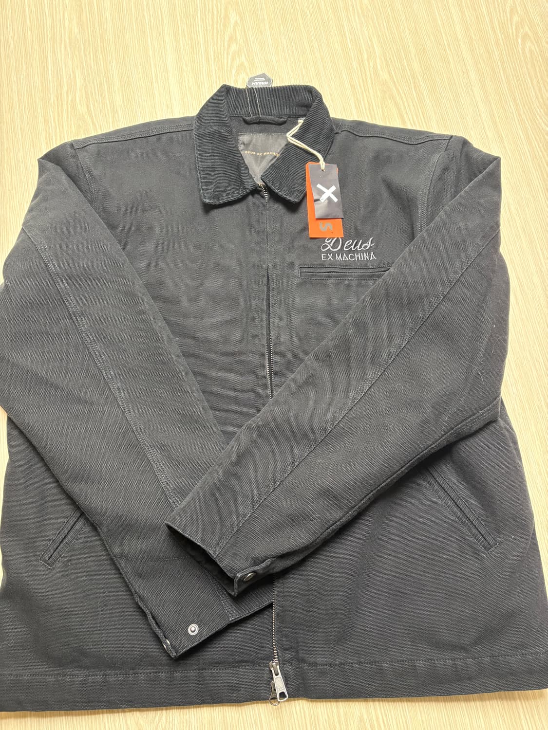 데우스 엑스 마키나 어드레스 워크자켓 새제품 판매합니다. 상품이미지1