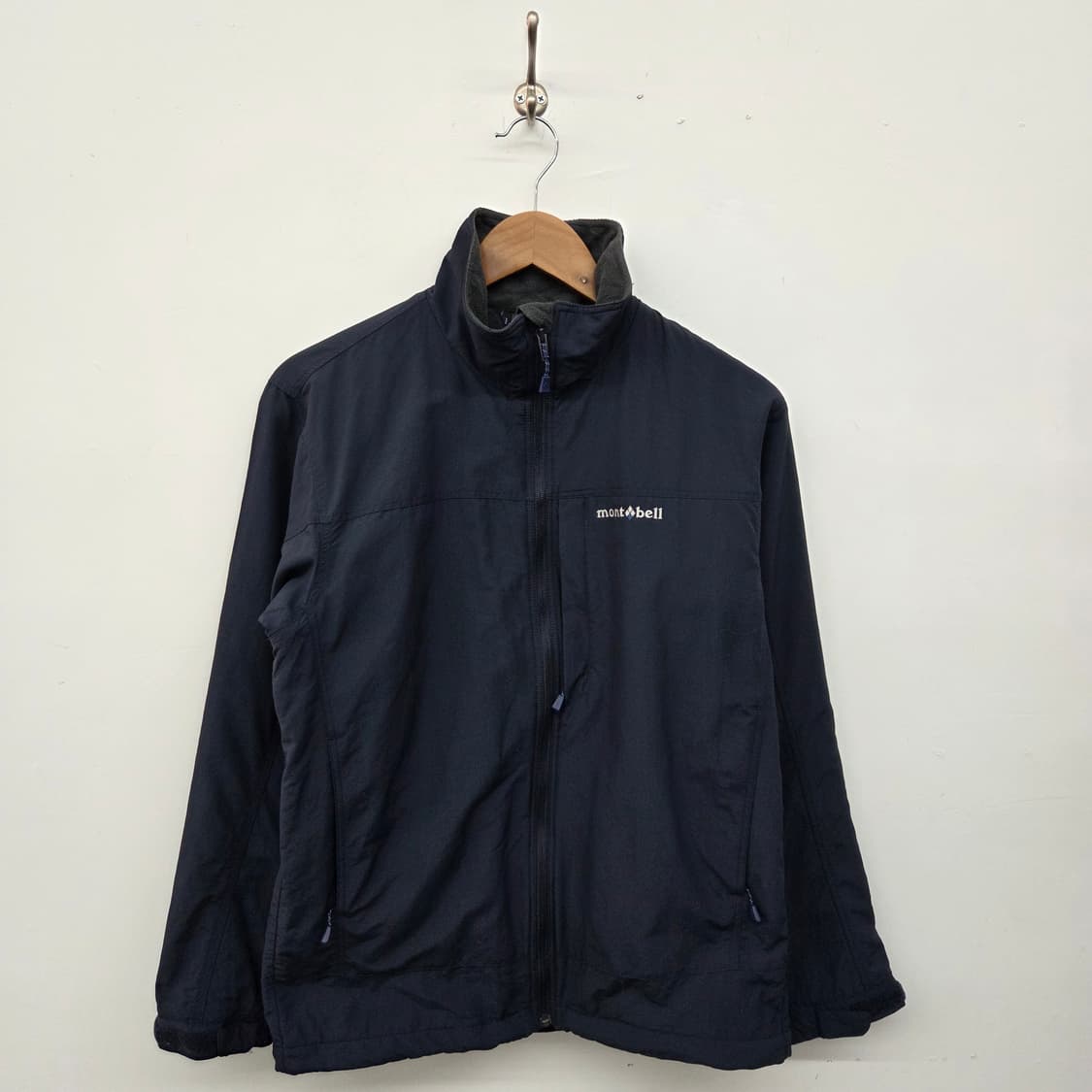몽벨 네이비 바람막이 자켓 남m 상품이미지1