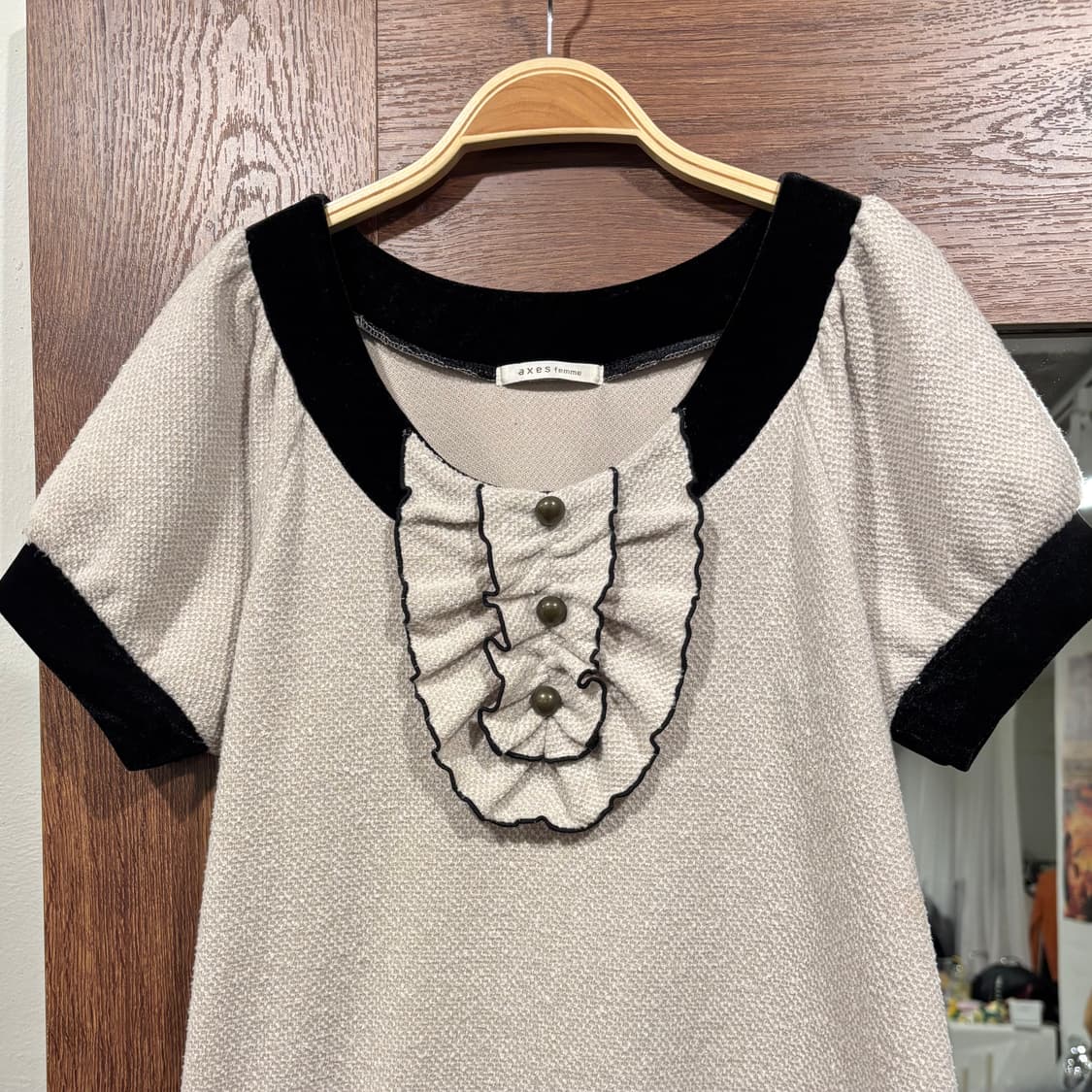 Axes femme 엑시즈팜 블랙 프릴 공겜여주 갸루 반팔 니트 원피스 상품이미지3