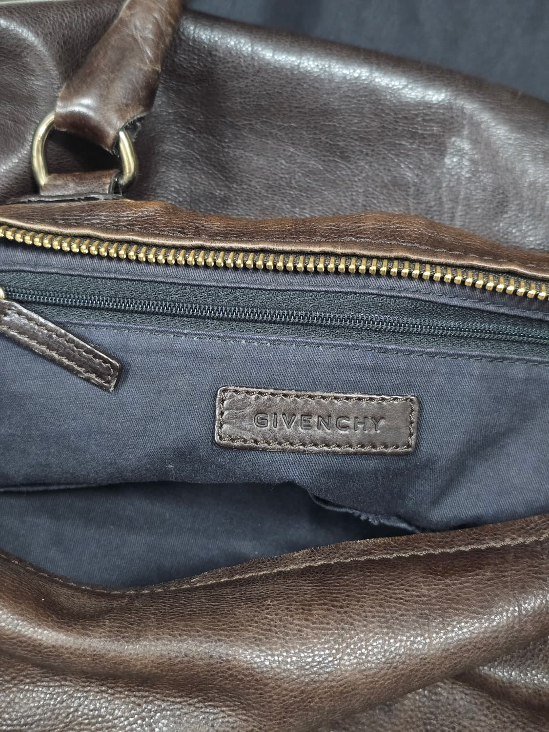 Givenchy 지방시 링클 미디엄 판도라 숄더백 상품이미지7