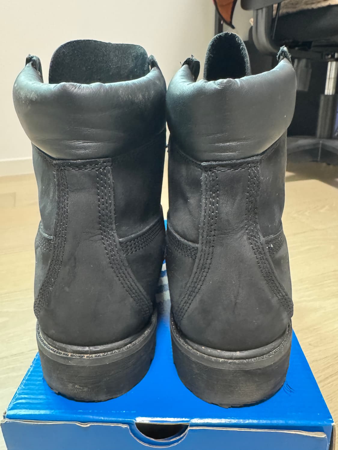 팀버랜드 프리미엄 6인치 워터프루프 부츠 블랙 누벅 - 와이드 상품이미지3