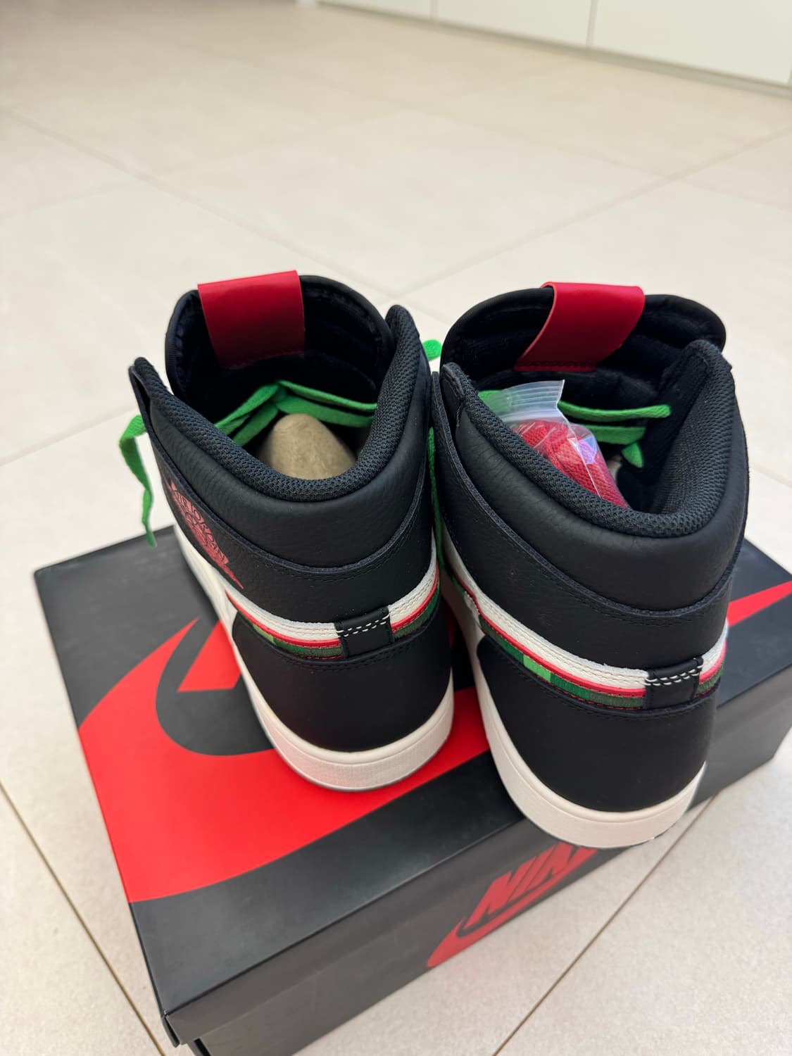 Jordan 1 Retro High OG A Star Is Born  상품이미지2